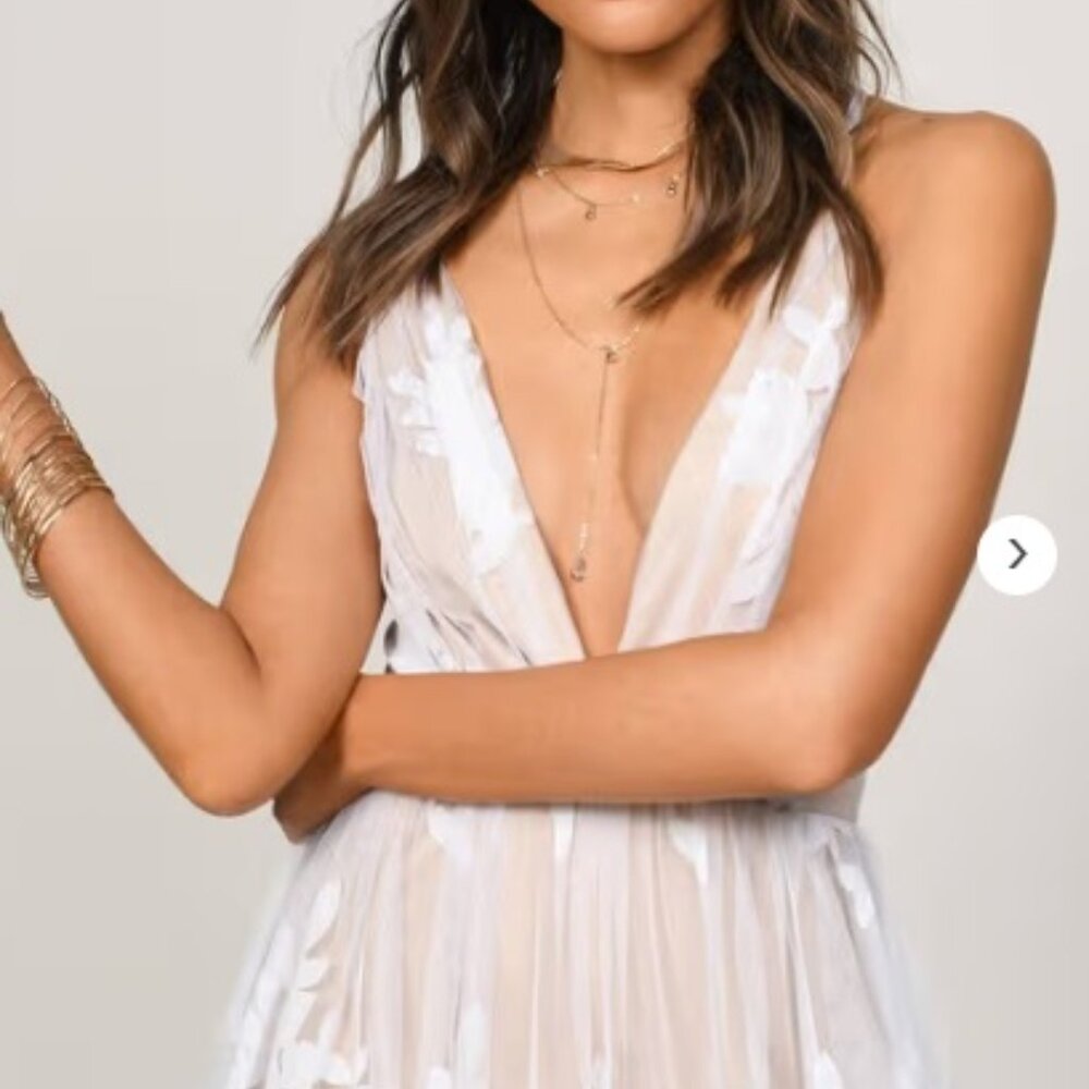 Tobi - Analise Plunging Floral Maxi Dress - White/Nude - Large - NWT